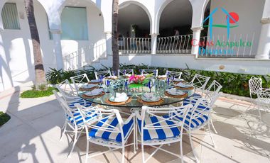 Casa en renta vacacional con alberca y áreas de jardín, sky roof, bar y asador