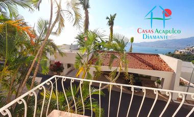 Casa en renta vacacional con alberca y áreas de jardín, sky roof, bar y asador