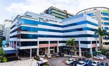 Venta de Oficina Comercial Sector Mall del Sol, Norte de Guayaquil