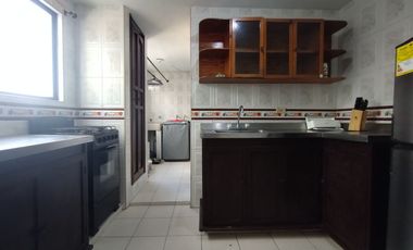 Apartamento amoblado en arriendo en Altos De San Vicente.