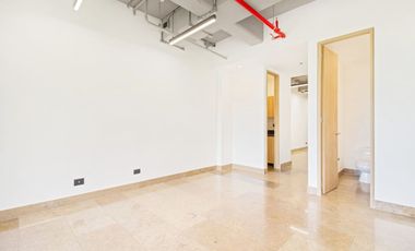 PR16148 Oficina en arriendo en el sector Altos de las palmas, Envigado