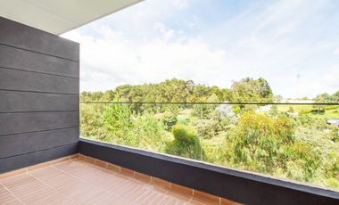 PR16148 Oficina en arriendo en el sector Altos de las palmas, Envigado