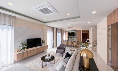 New 4 Bedroom Luxury Modern Pool Villa for SALE