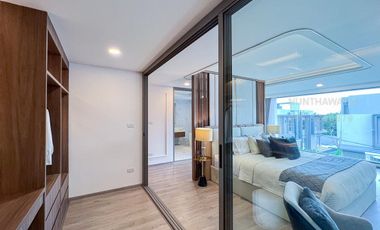 New 4 Bedroom Luxury Modern Pool Villa for SALE