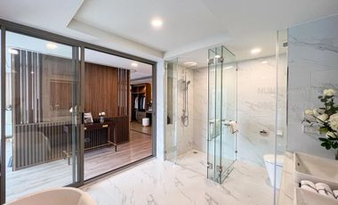 New 4 Bedroom Luxury Modern Pool Villa for SALE