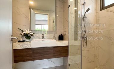 New 4 Bedroom Luxury Modern Pool Villa for SALE