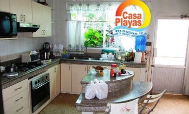 Casa grande y moderna de Venta en Playas Villamil, via a Data km 3.5