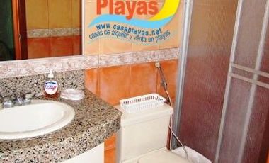 Casa grande y moderna de Venta en Playas Villamil, via a Data km 3.5