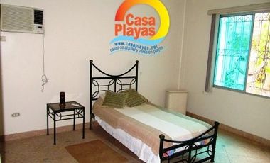 Casa grande y moderna de Venta en Playas Villamil, via a Data km 3.5