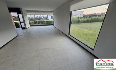 VENTA HERMOSA CASA EN RINCÓN DE LOS ENCINOS, LERMA, ESTADO DE MÉXICO