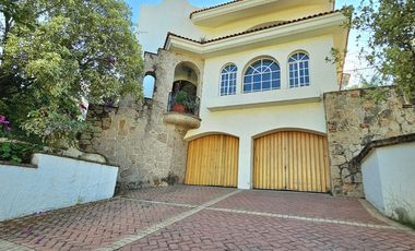 LAS CAÑADAS ZAPOPAN OPORTUNIDAD CASA EN VENTA EN COTO LA NORIA ESTILO EUROPEO