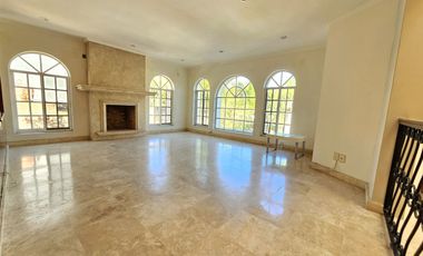 LAS CAÑADAS ZAPOPAN OPORTUNIDAD CASA EN VENTA EN COTO LA NORIA ESTILO EUROPEO