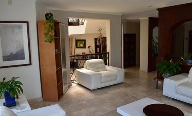 LAS CAÑADAS ZAPOPAN CASA EN VENTA EN COTO LA NORIA ESTILO EUROPEO