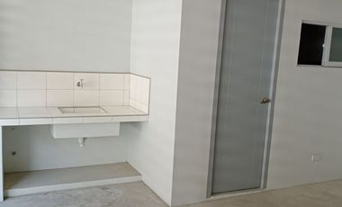 3-bedroom 3T&B Townhouse Parking + Maid Rm For Sale in Quezon City