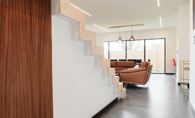 Casa en venta en Lomas de Angelópolis II, excelente ubicación!