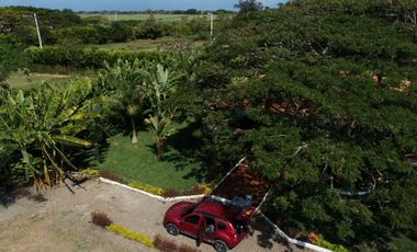 LOTE Y FINCA EN ROZO