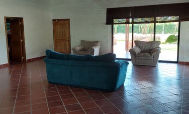 LOTE Y FINCA EN ROZO