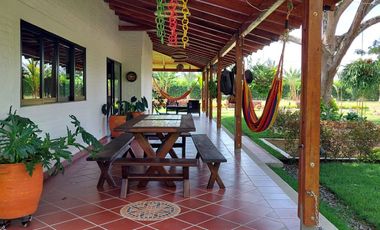 LOTE Y FINCA EN ROZO