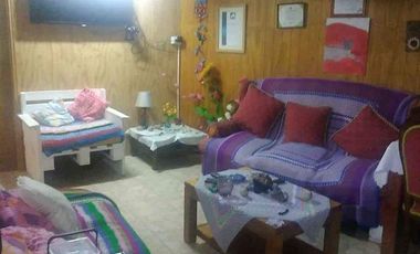 SE VENDE CASA HABITACION EN LOMAS DE AYSEN, DE LA CIUDAD DE PUERTO AYSEN.
