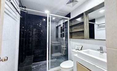 Semi-furnished Apartment for rent in Downtown Davao City with ROOFDECK usage!