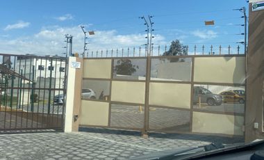 VENTA DE CASA SECTOR PORTAL  SHOPPING Quito.Ecuador.