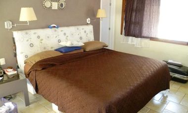 VENTA Ixtapa  Residencia Privada  con Alberca en Las Garzas