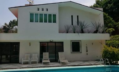 VENTA Ixtapa  Residencia Privada  con Alberca en Las Garzas