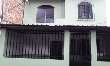 VENTA DE CASA EN LAS ORQUIDEAS PORTOVIEJO