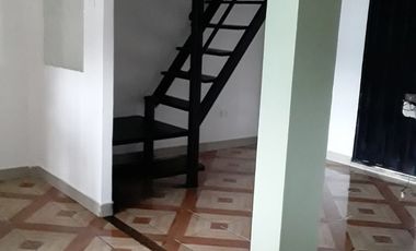 VENTA DE CASA EN LAS ORQUIDEAS PORTOVIEJO