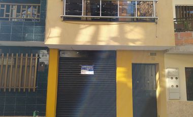 ¿Quieres un espacio ideal para hacer tu negocio? ¿Estás buscando un local para arrendar en la Calle Robles del municipio de Barbosa? ¡Tenemos lo que quieres!
