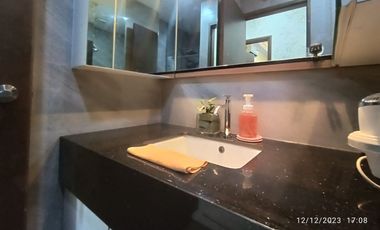 1 BR Fully Furnished Apartment Fl. 22 City Views for Rent
