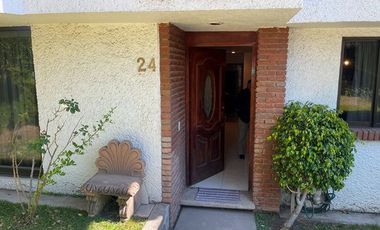 VENTA EXCELENTE CASA EN CONDOMINIO EN AV. CENTENARIO, COL. SANTA LUCÍA