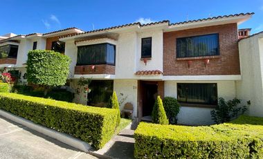 VENTA EXCELENTE CASA EN CONDOMINIO EN AV. CENTENARIO, COL. SANTA LUCÍA