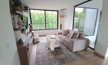 Modern and Luxurious Home Next to Club Campestre Llanogrande
