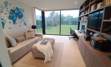 Modern and Luxurious Home Next to Club Campestre Llanogrande