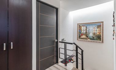 CASA EN VENTA EN CONDOMINIO A 15 MINUTOS DE CUERNAVACA, MORELOS. ALBERCAS, AMENIDADES Y SEGURIDAD LAS 24 HRS.