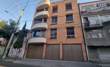 Edificio Habitacional en Pedregal de Santo Domingo
