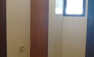 Townhouse For sale, Poblacion, Muntinlupa