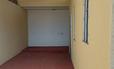 Casa en Tonalá 3 Niveles, PB se puede adaptar para negocio