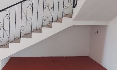 Casa en Tonalá 3 Niveles, PB se puede adaptar para negocio