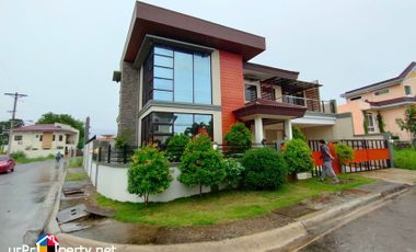 for sale Modern Mediterranean house with swimming pool in talisay city cebu