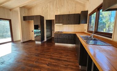 Casa a estrenar en condominio Camahueto
