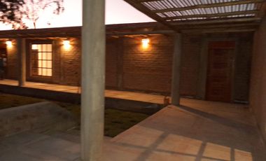 OCASIÓN: VENTA DE LINDA Y ACOGEDORA CASA EN CHINCHA