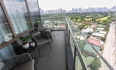 VIRIDIAN in GREENHILLS  Interiored 3 Bedroom corner Unit For Sale!