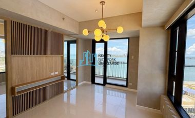 3 Bedroom Corner Unit For Sale in Mandani Bay