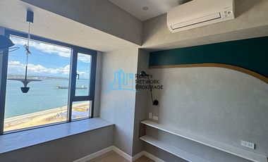 3 Bedroom Corner Unit For Sale in Mandani Bay