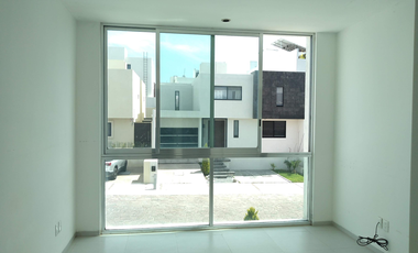VENTA DE CASA EN **EL PUEBLITO** QUERETARO.