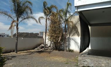 VENTA DE CASA EN **EL PUEBLITO** QUERETARO.