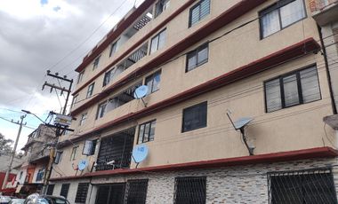 Echegaray: Departamento remodelado a media calle de Echegaray