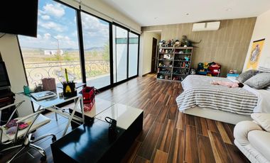 Casa de lujo en Venta en Residencial Valle de los Reyes a 15 minutos de plaza mayor y de Lagos de Moreno